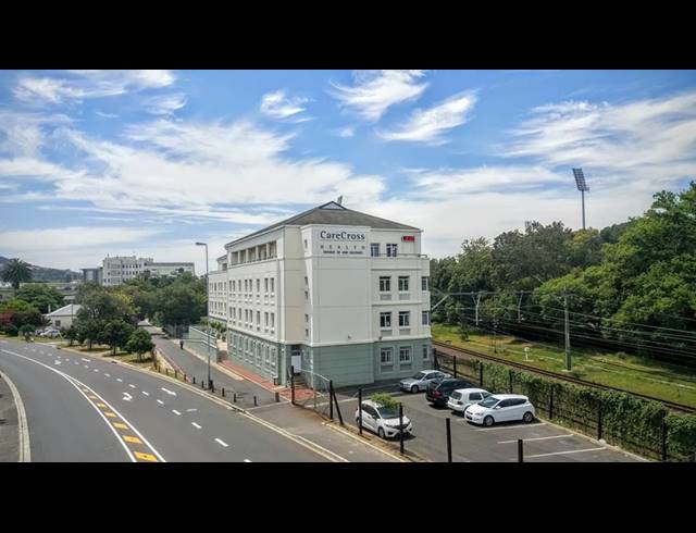 450M² OFFICE TO LET IN NEWLANDS